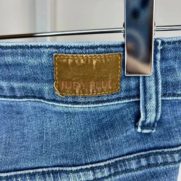 Judy Blue Los Angeles Skinny Fit Size 3 /26 Distressed Blue Jeans - Picture 5 of 12